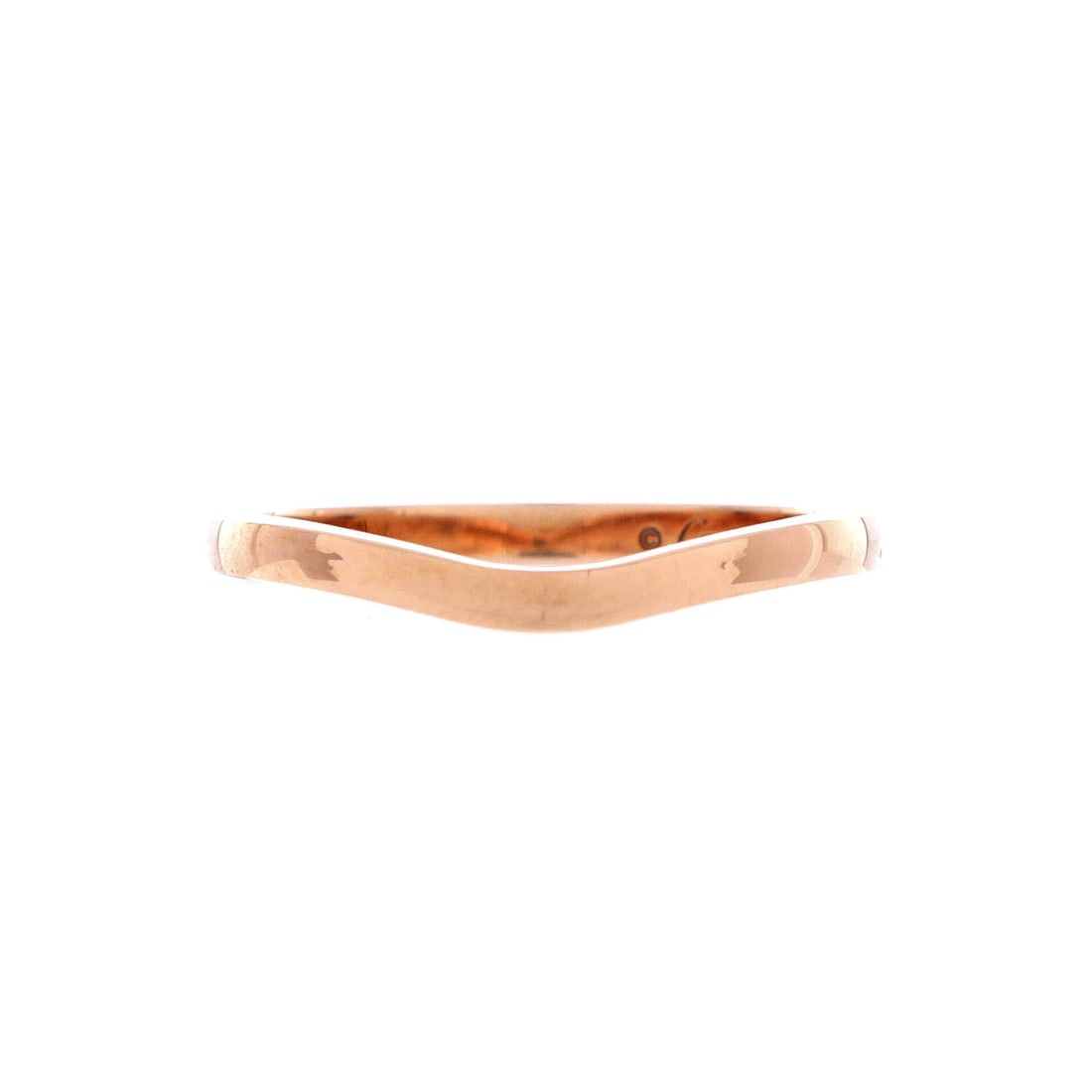 Cartier Ballerina Ring 18K Rose Gold: Cartier Ballerina Ring in 18K rose gold. A clean band profile that wears every day. A wearable Cartier piece at everyday scale rather than display-case weight. In Grade A - Pristine condition. Maison 