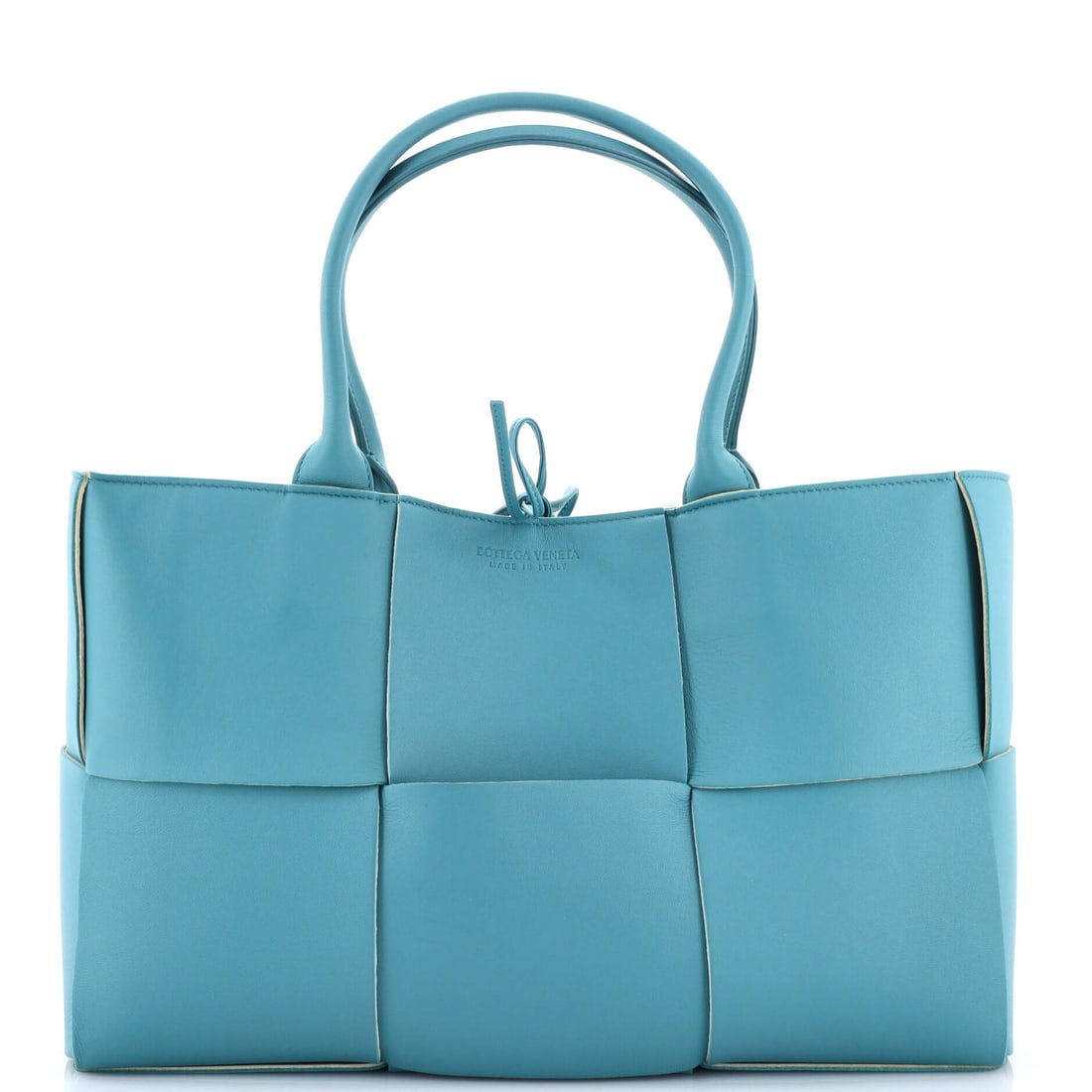Bottega Veneta Arco Tote Maxi Intrecciato Leather: The Arco Tote from Bottega Veneta, in maxi Intrecciato leather. A clean-lined tote with a structured base and an open, upright body. Sized at 15"W x 10"H x 5"D, 6.5" handle drop. Comes in Grade C - Ve