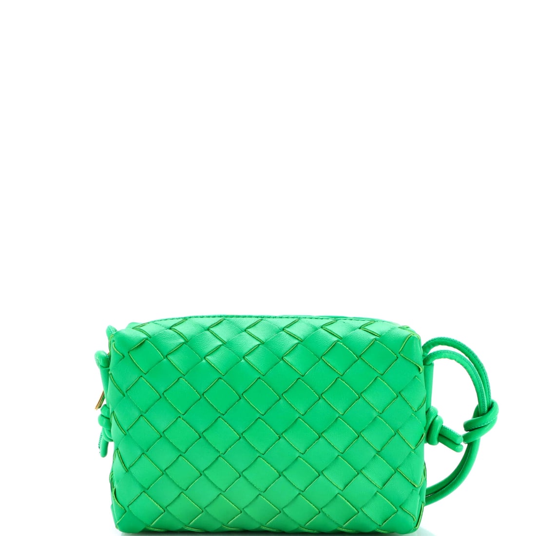 Bottega Veneta Loop Crossbody Bag Intrecciato Nappa: Buyers of the Loop tend to shop by proportion before color, and this example measures 7 in wide x 4 in high x 2.5 in deep. Hand-braided nappa gives the silhouette what structure it has, with a 2.5 in 