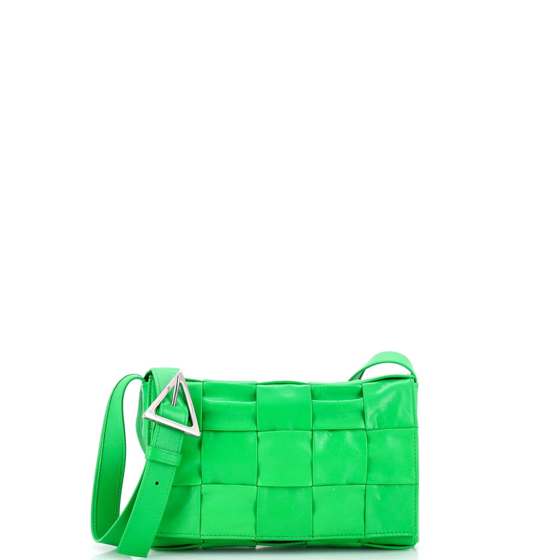 Bottega Veneta Cassette Crossbody Bag Maxi Intrecciato Leather: Woven strands as wide as ribbon carry the entire design, which is the point of a bag that skips logo hardware altogether. Interior room comes from a 9 in width over a 6 in height with 2 in of depth, w