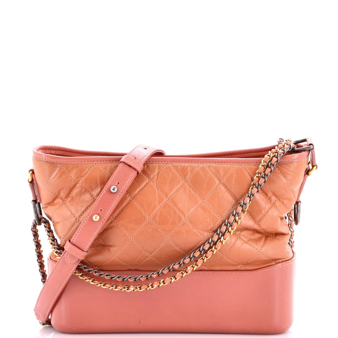 Chanel Gabrielle Hobo Quilted Aged Calfskin: Scale separates this one from the rest of the Gabrielle run, since 11 in wide x 9 in high x 4 in deep lands in true daily-carry proportions, past a pouch and short of a tote. Aged calfskin quilting le
