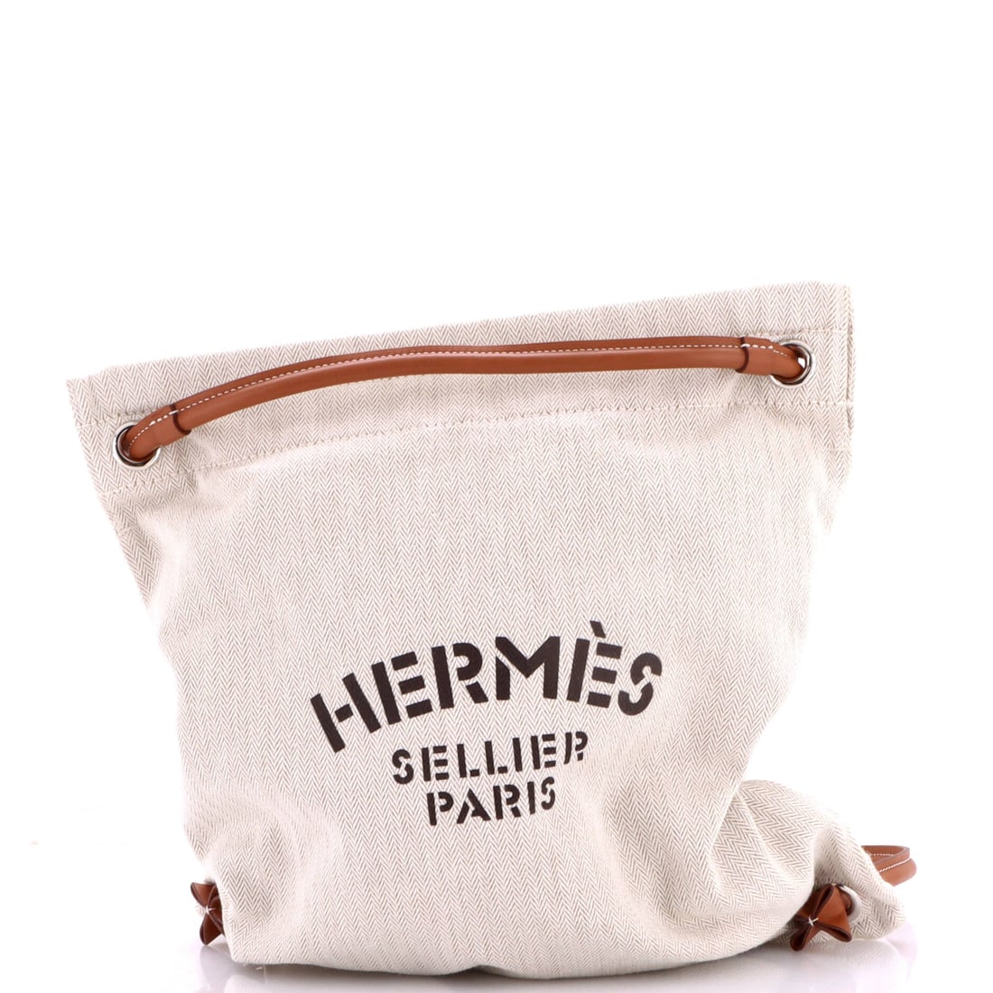 Hermes Aline Bag Toile: Aline Bag trades structure for lightness, and this one measures 12 in wide x 14 in high x 1 in deep. Vertical proportion means paperwork and a slim folder sit flat inside instead of stacking. Carried 
