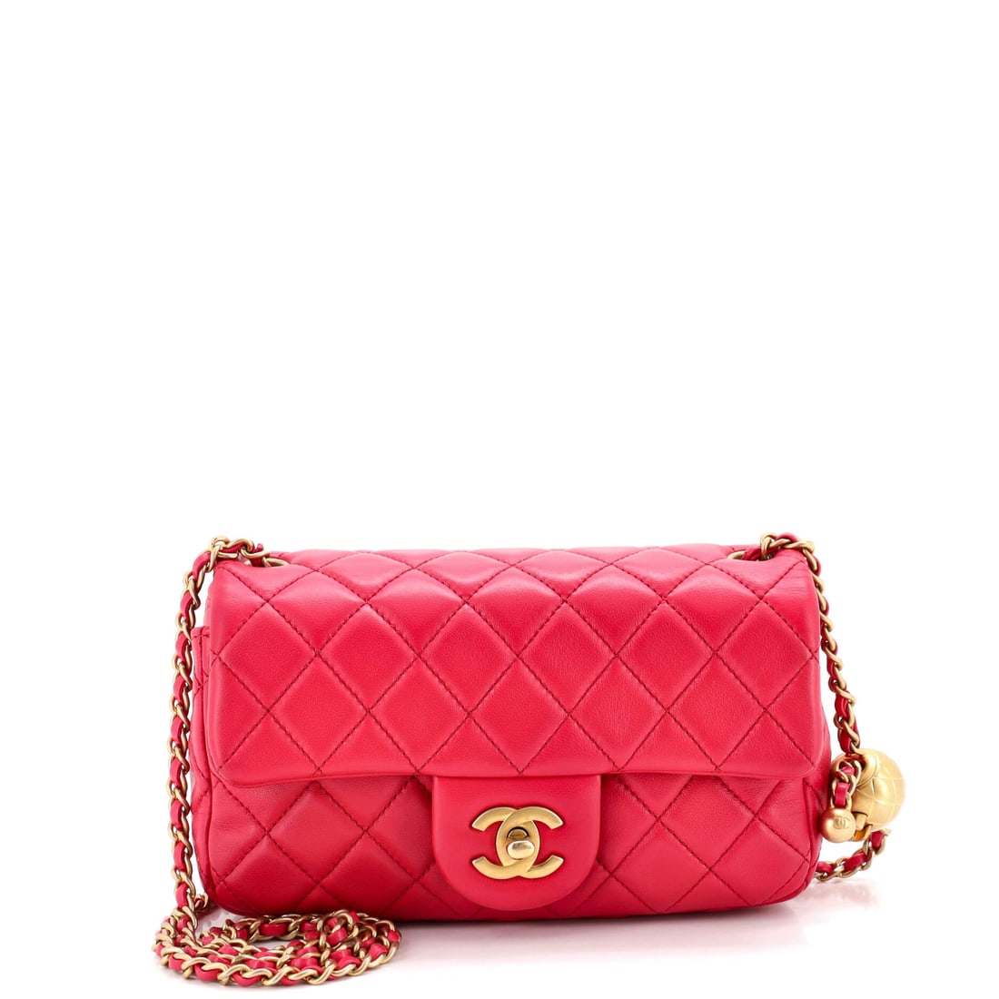Chanel Pearl Crush Flap Bag Quilted Lambskin: The Pearl Crush line hangs its identity on the pearl-set chain, and on this 7.5 by five inch flap the strand stays in proportion to the body. A 2.5 inch depth means lipstick, cards, phone and keys rat