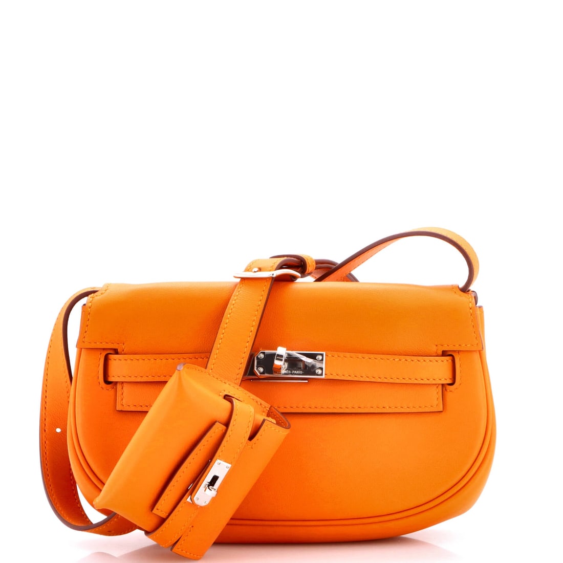 Hermes Kelly Moove Bag Swift: The extra inch of width matters on a bag this compact: at 8 x 5 x 2 in the Moove takes a larger phone and a card case side by side instead of stacked. Swift keeps the silhouette taut, and the Kelly-de