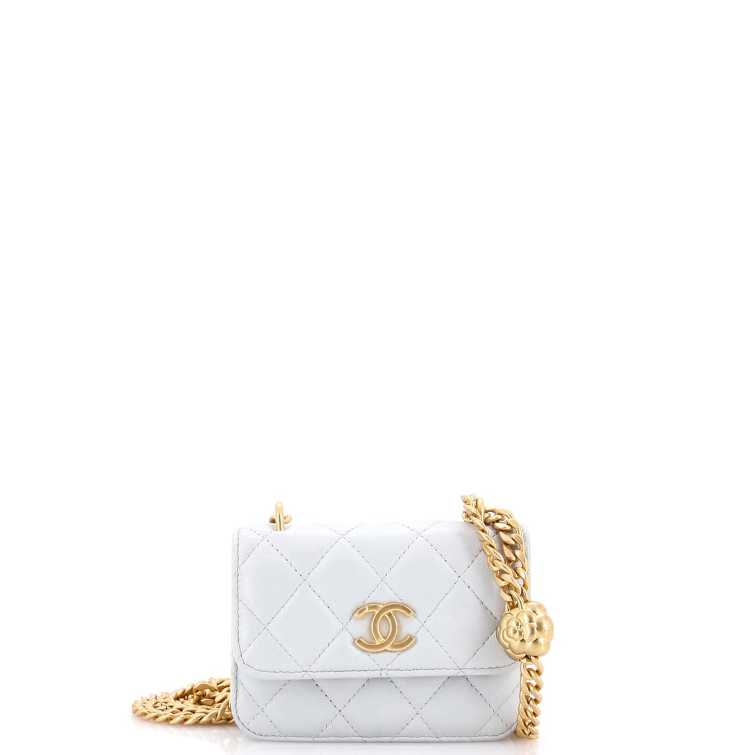 Chanel Sweet Camellia Flap Clutch with Chain Quilted Lambskin: Lambskin quilting on a body this small, 5 by 3.5 by 1.5 inches, keeps the panels tight and the camellia crisp. A 21 inch drop is long enough to cross the body over a jacket, and 11 inches brings it to