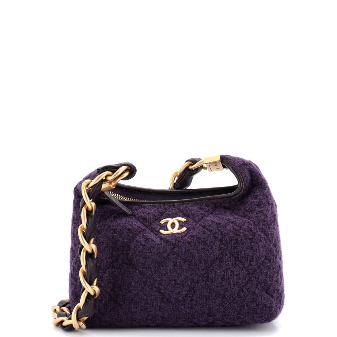 Chanel CC Chunky Chain Zip Hobo Quilted Tweed and Lambskin: The chunky chain is oversized on purpose, and against a Small body of 8 by 6.5 by 3.5 inches it becomes the defining feature rather than an accessory to one. Tweed panels against lambskin put two text