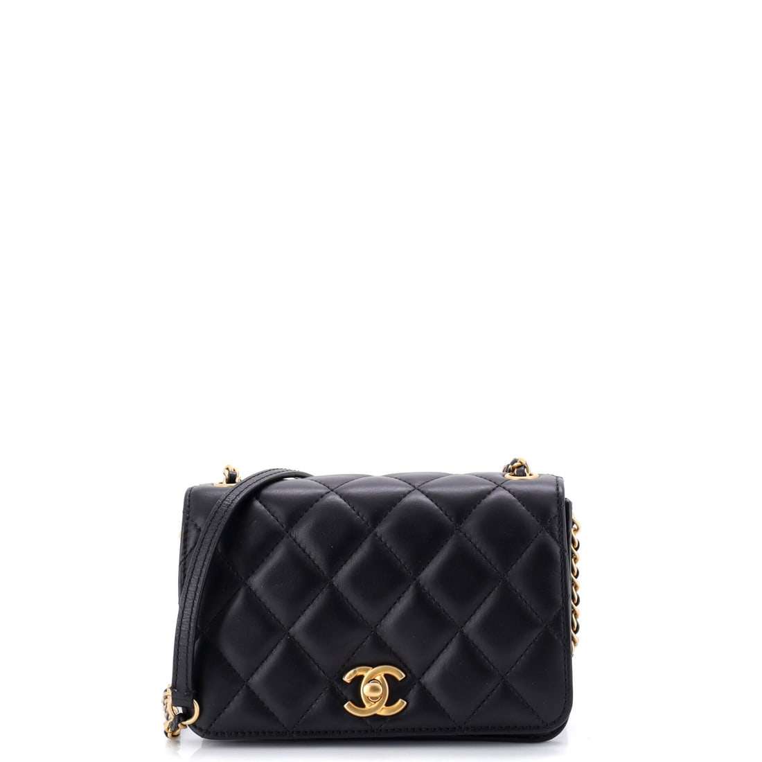 Chanel CC Side Chain Full Flap Bag Quilted Calfskin: Running the chain along the side rather than through the top changes how the flap opens and gives this quilted calfskin bag a cleaner front face. The Small is genuinely small at 7 by 6 by 3 inches, cl