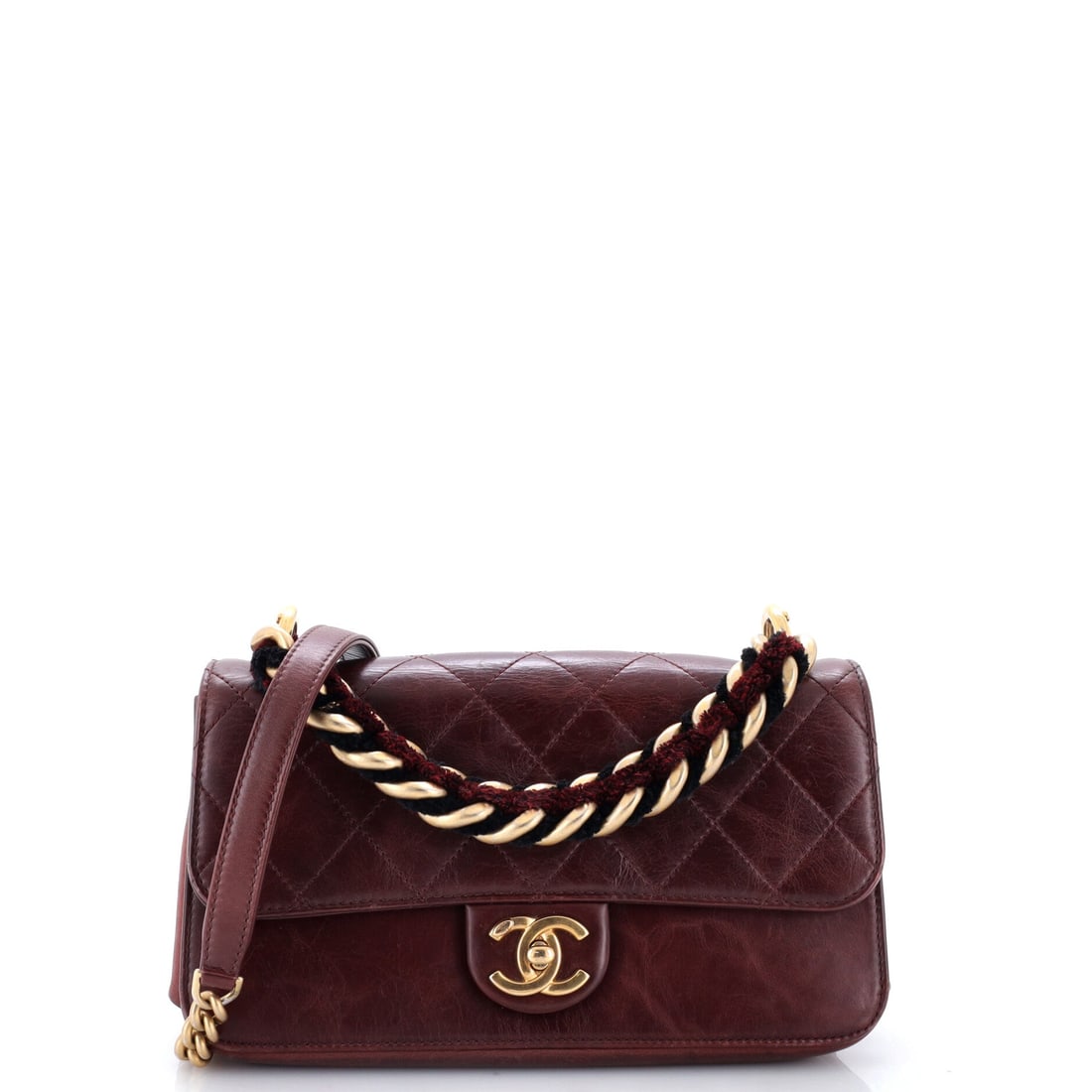 Chanel Paris-Cosmopolite Straight Lined Flap Bag Quilted Aged Calfskin: Aged calfskin gives this Paris-Cosmopolite flap a matte, broken-in surface from the outset rather than a polished one. The straight-lined quilting runs horizontally instead of diagonally, which is the