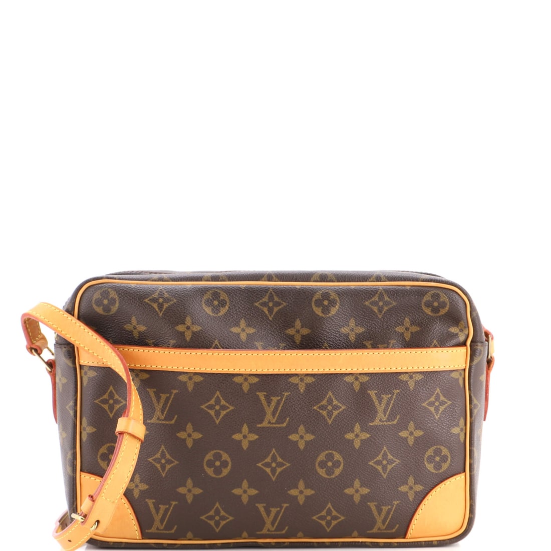 Louis Vuitton Trocadero Handbag Monogram Canvas: Louis Vuitton Trocadero Handbag, built in Monogram Canvas, a flat flap shoulder bag with a buckle and adjustable strap. Simple flap construction that has held up across three decades. Proportions are