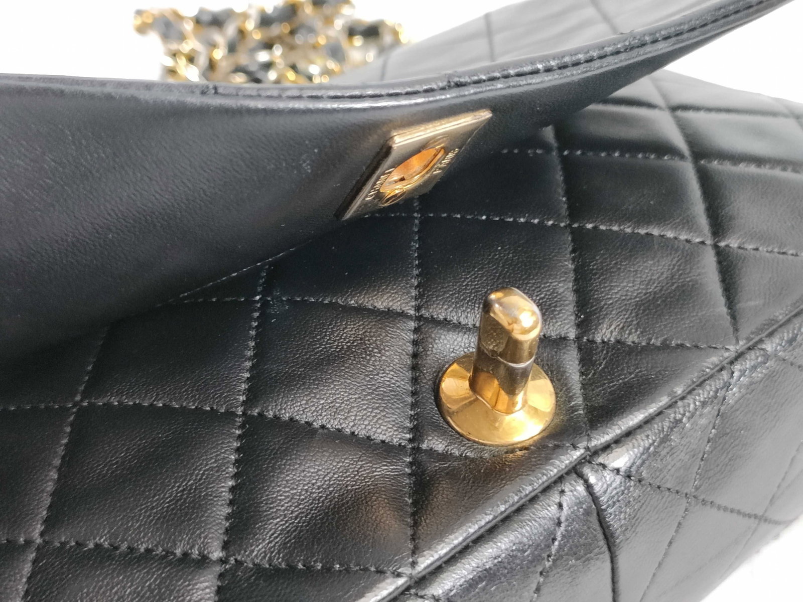 Chanel Lambskin Quilted S Flap - 6