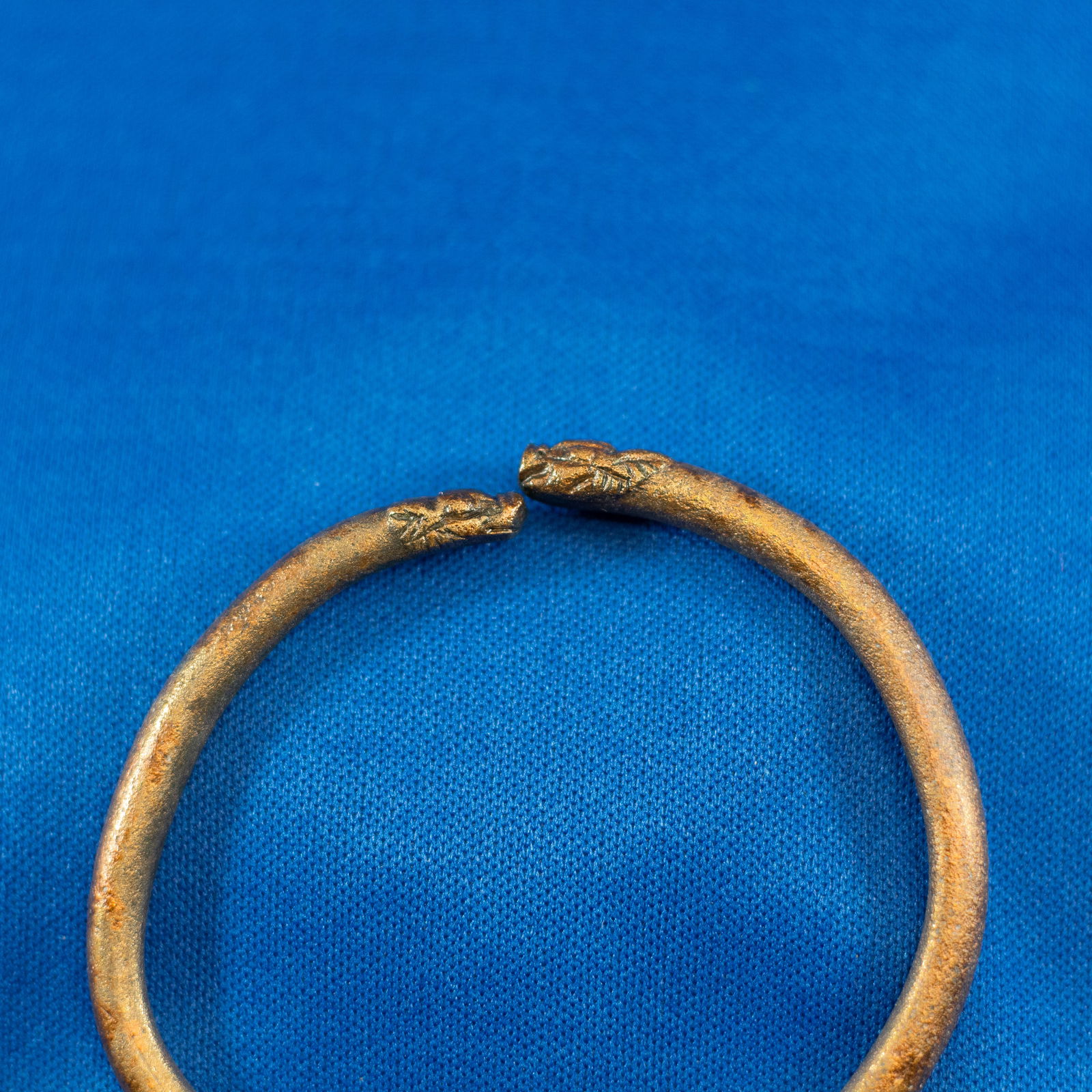 BRACELET: ZOOMORPHIC ACHAEMENID (553-330 BC) (1 of 5)