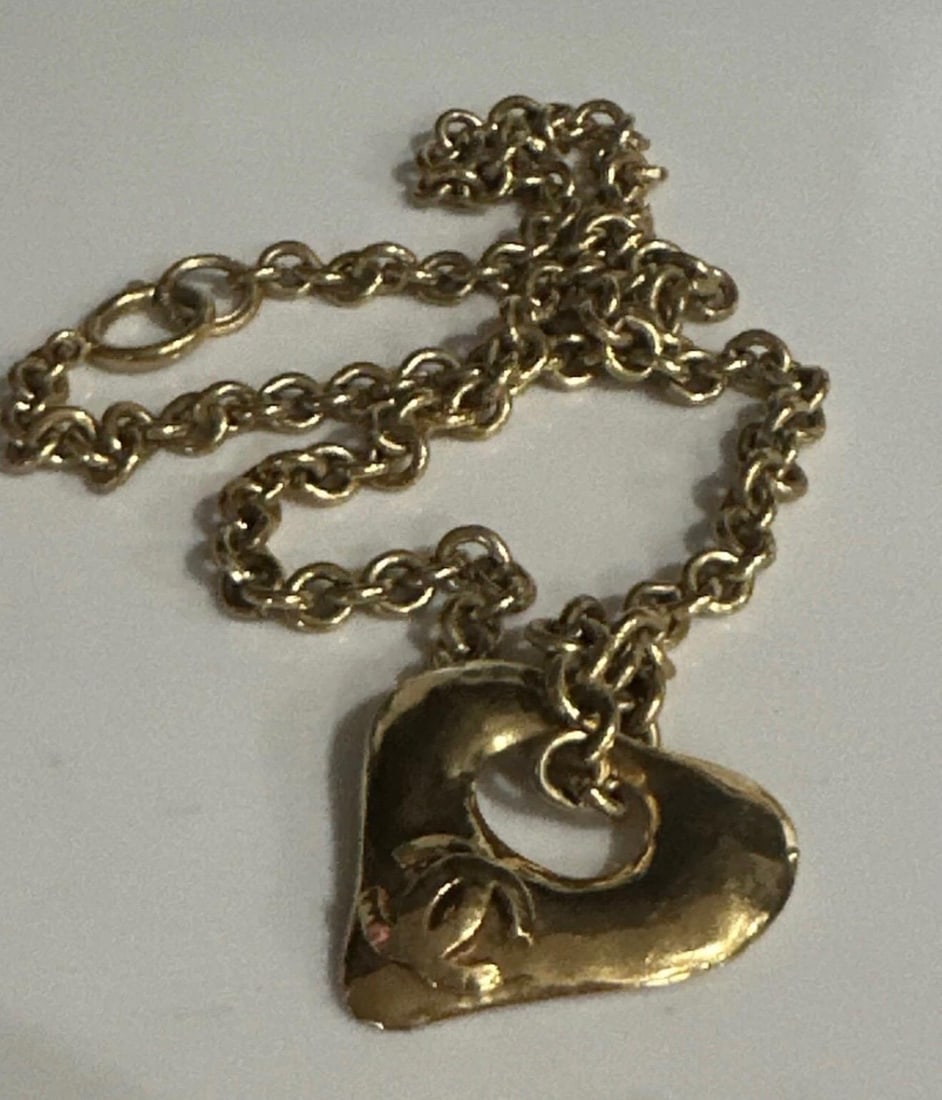 Vintage Chanel Open Heart Necklace, Vintage piece from CHANEL from 90's (1 of 7)
