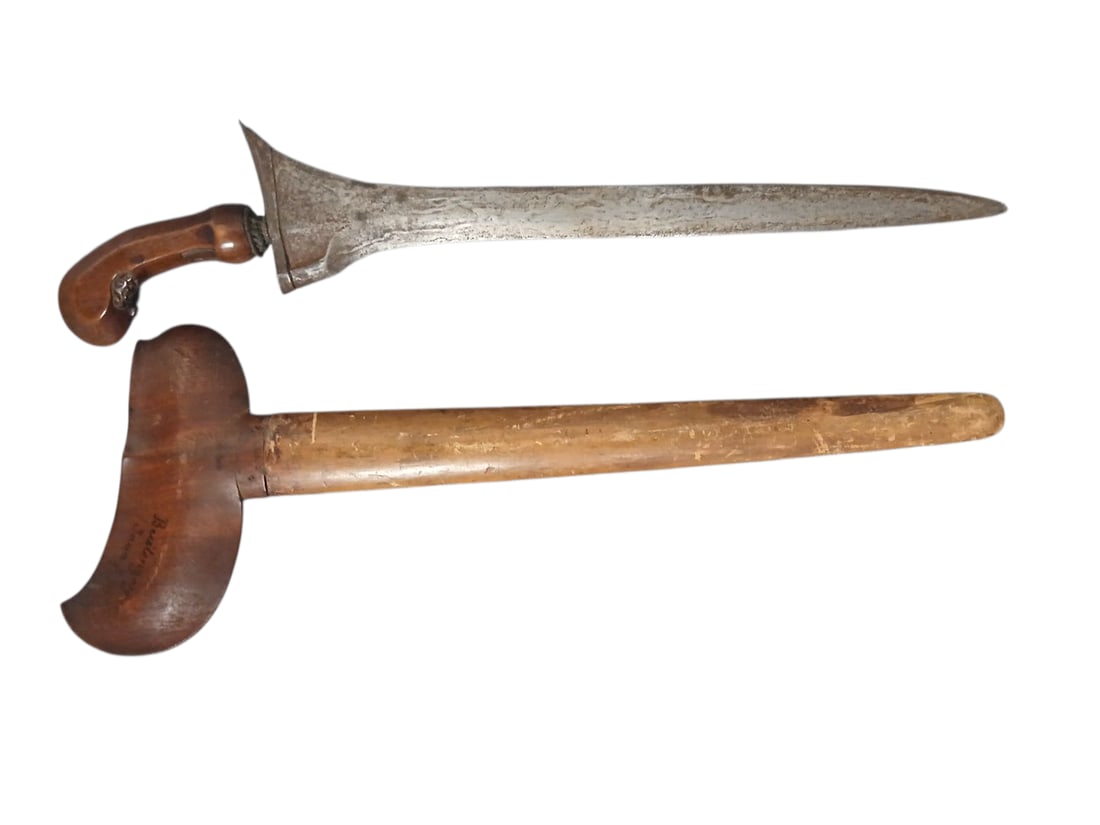Indo Keris w. Wooden Sheath 15 1/2” (1 of 5)