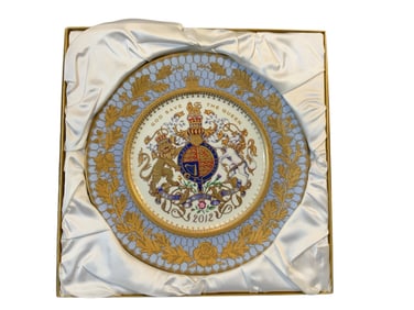 Royal Collection Limited Edition Plate Commemorating the Diamond Jubilee of Queen Elizabeth II