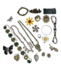 Costume Jewelry Ensemble 20pc