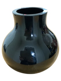 Black Glass Thick-walled Melon-shaped Vase