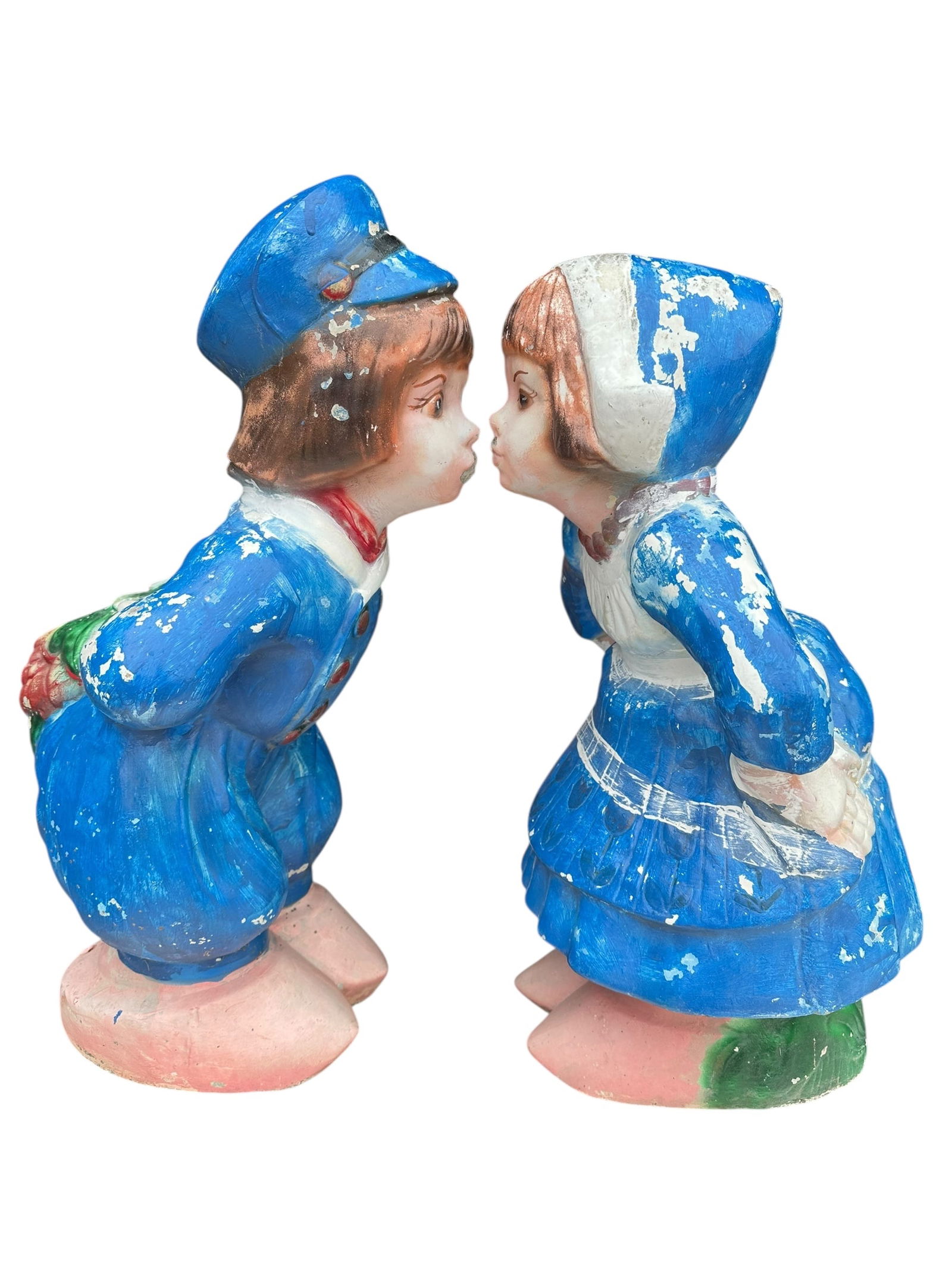Garden Statuary Concrete Kissing Dutch Boy and Girl (1 of 17)