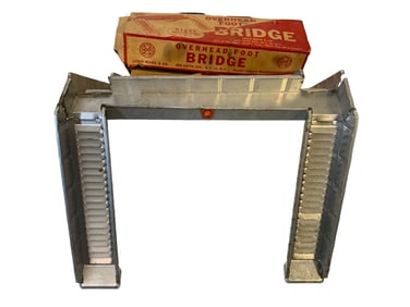 Vintage Model Train Overhead Foot Bridge Louis Marx & Co in Original Box