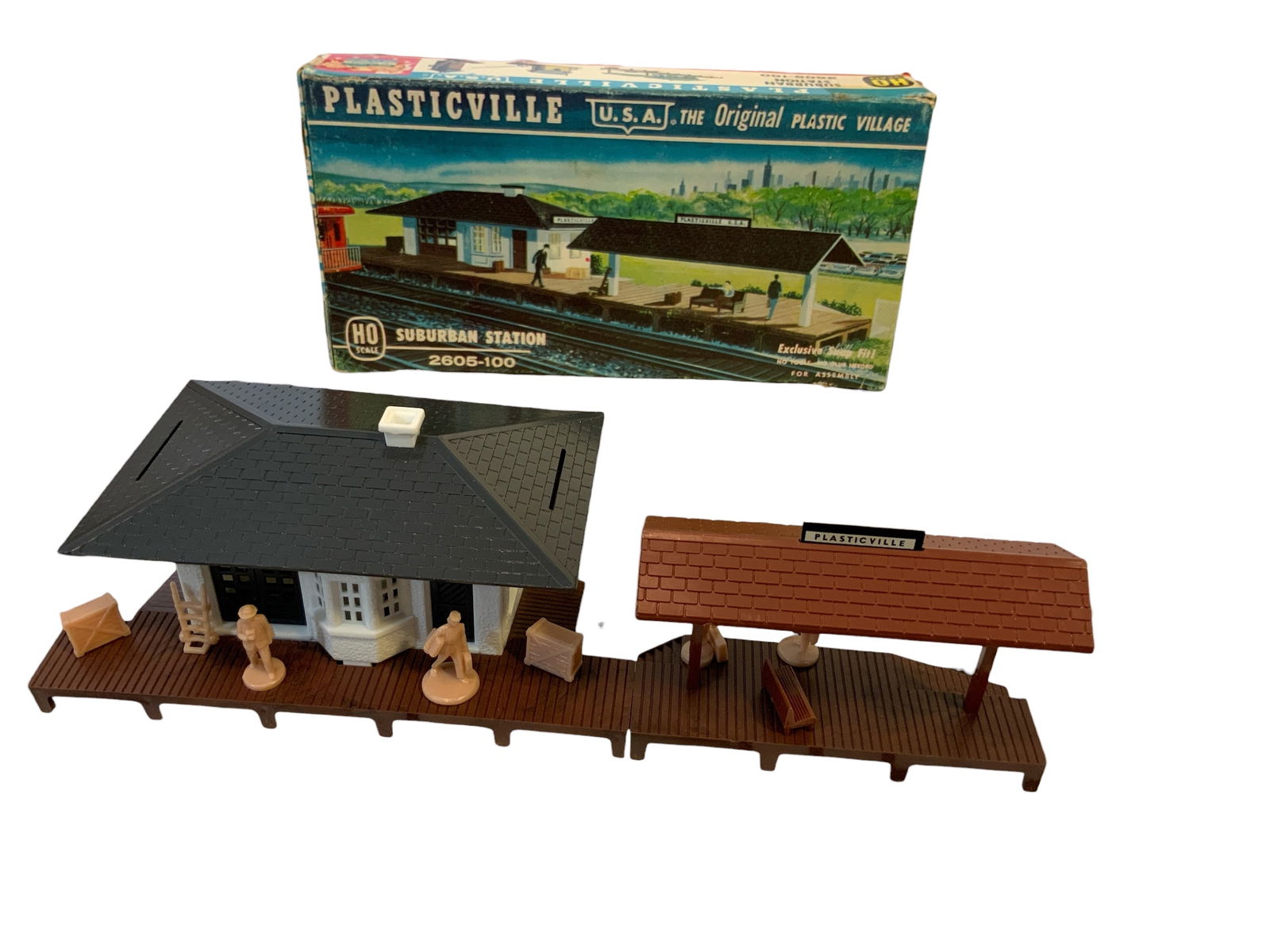 Vintage Plasticville Suburban Station 2605-100 (1 of 1)
