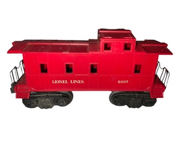 Vintage Lionel Red Caboose 6007 in original box