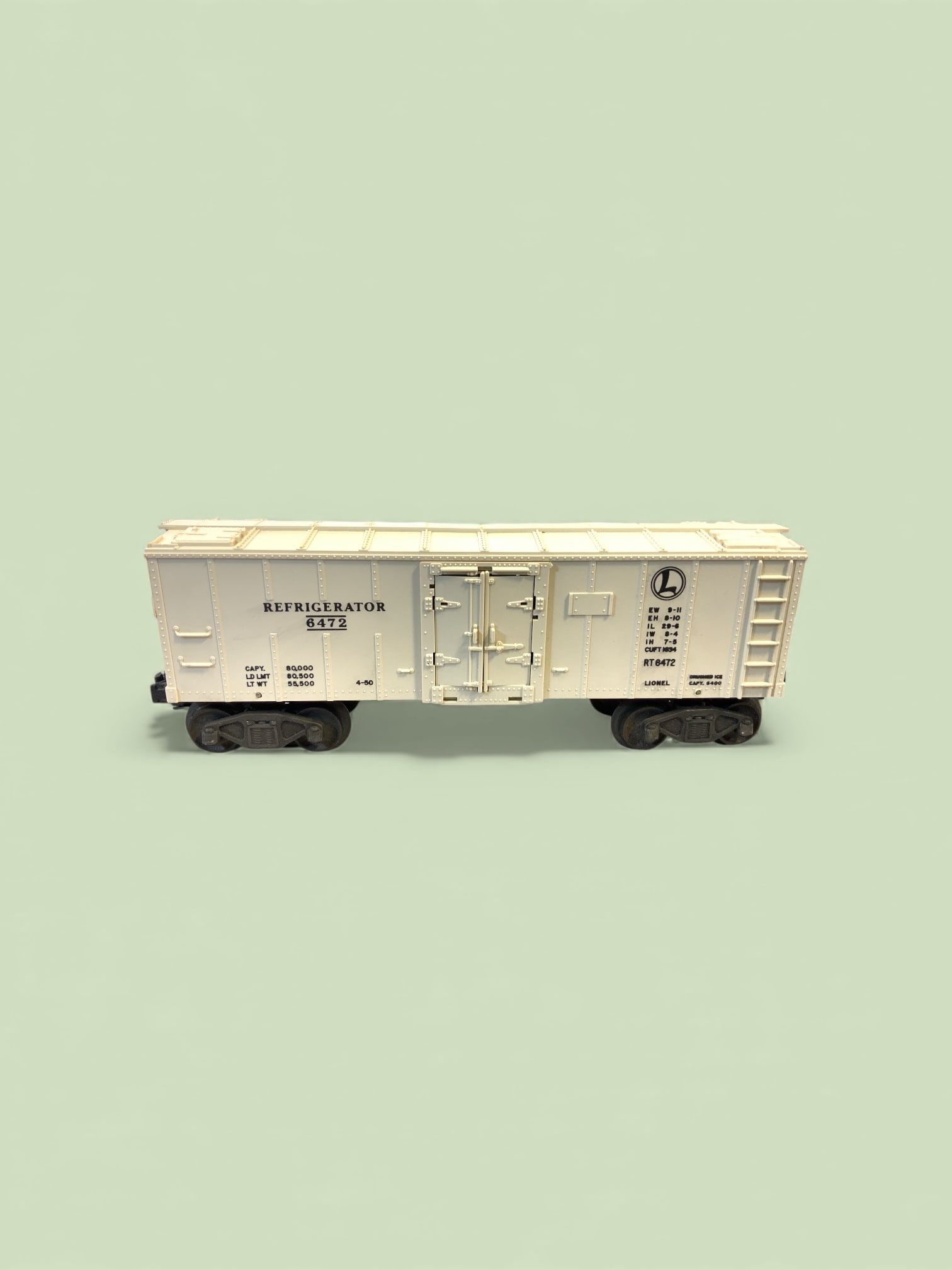 1950s Lionel Refrigerator Boxcar 6472 in original box O-gauge (1 of 6)