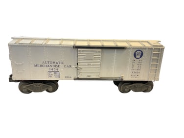 1940s Lionel PRR Automatic Merchandise Car 3454 Sliding Doors in an original box X3454