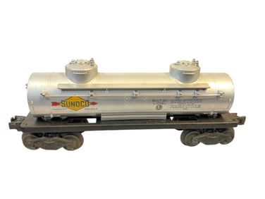 Vintage Lionel Sunoco 2-Dome Tank Car with Original Box. O-gauge