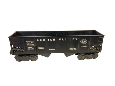 Vintage Lionel Lehigh Valley 25000 Hopper Car O-gauge With original box. New, Old Stock