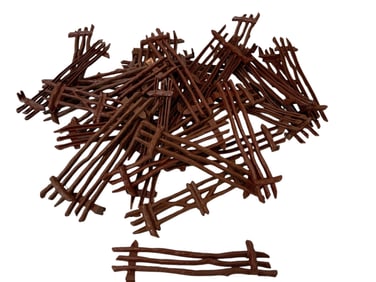 Lot of 30+ Rustic Model Railroad Toy Fencing 6” Sections