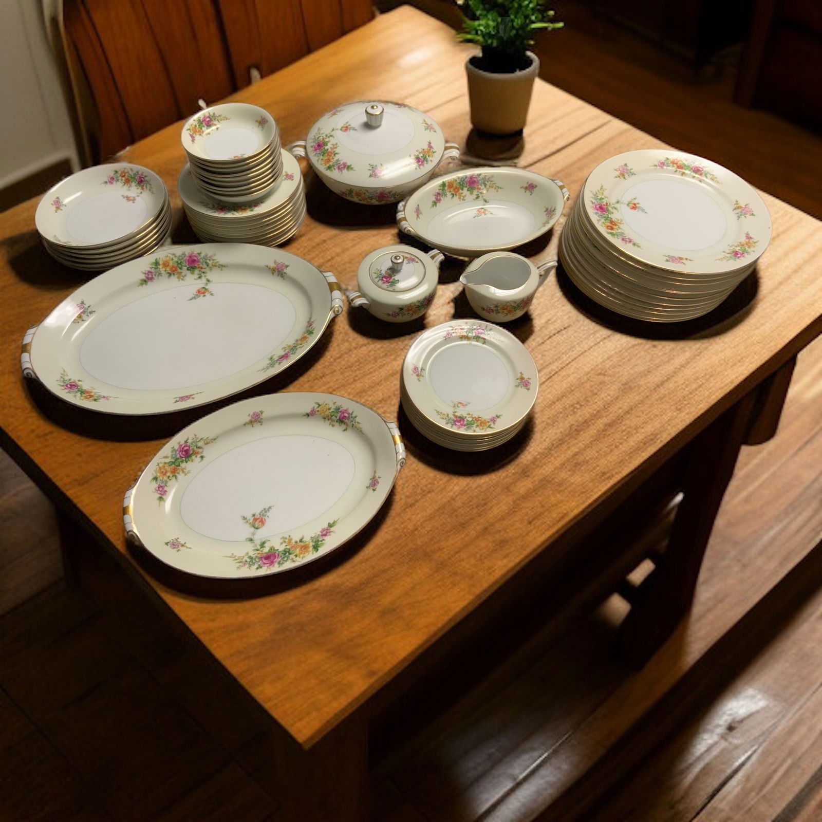 49pc Collection Holly China Narumi Occupied Japan Merivale Pattern (1 of 4)