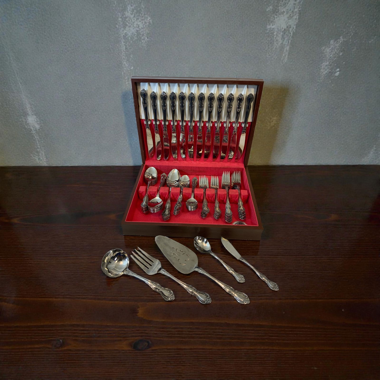 Easterling Stainless Flatware Valhalla service for 12 Boxed (1 of 3)