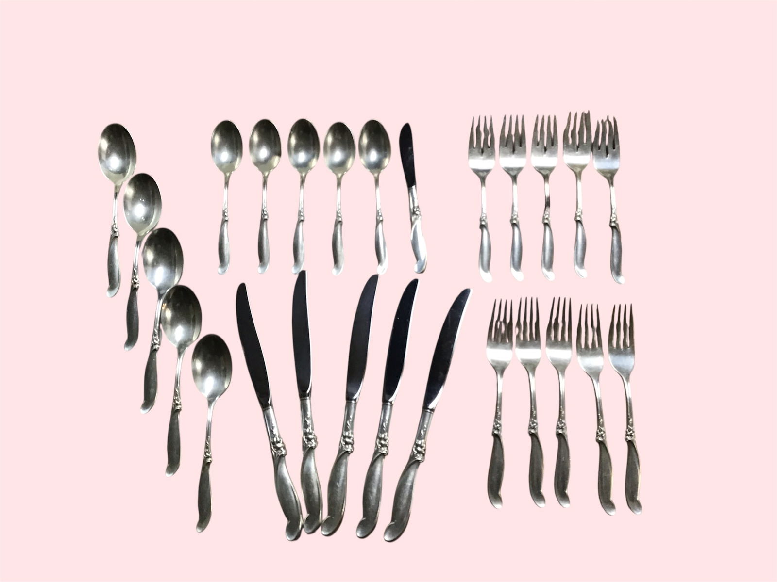 38 troy oz .925 sterling silver service for 5 Flatware sliver (1 of 7)