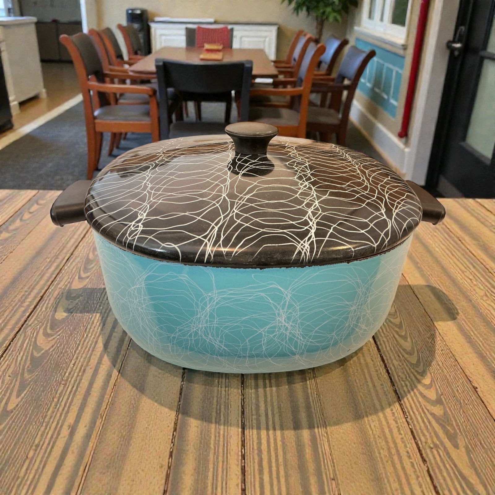 Vintage 1950s Serendipity Enamelware Dutch Oven Spaghetti Drizzle Pattern (1 of 4)