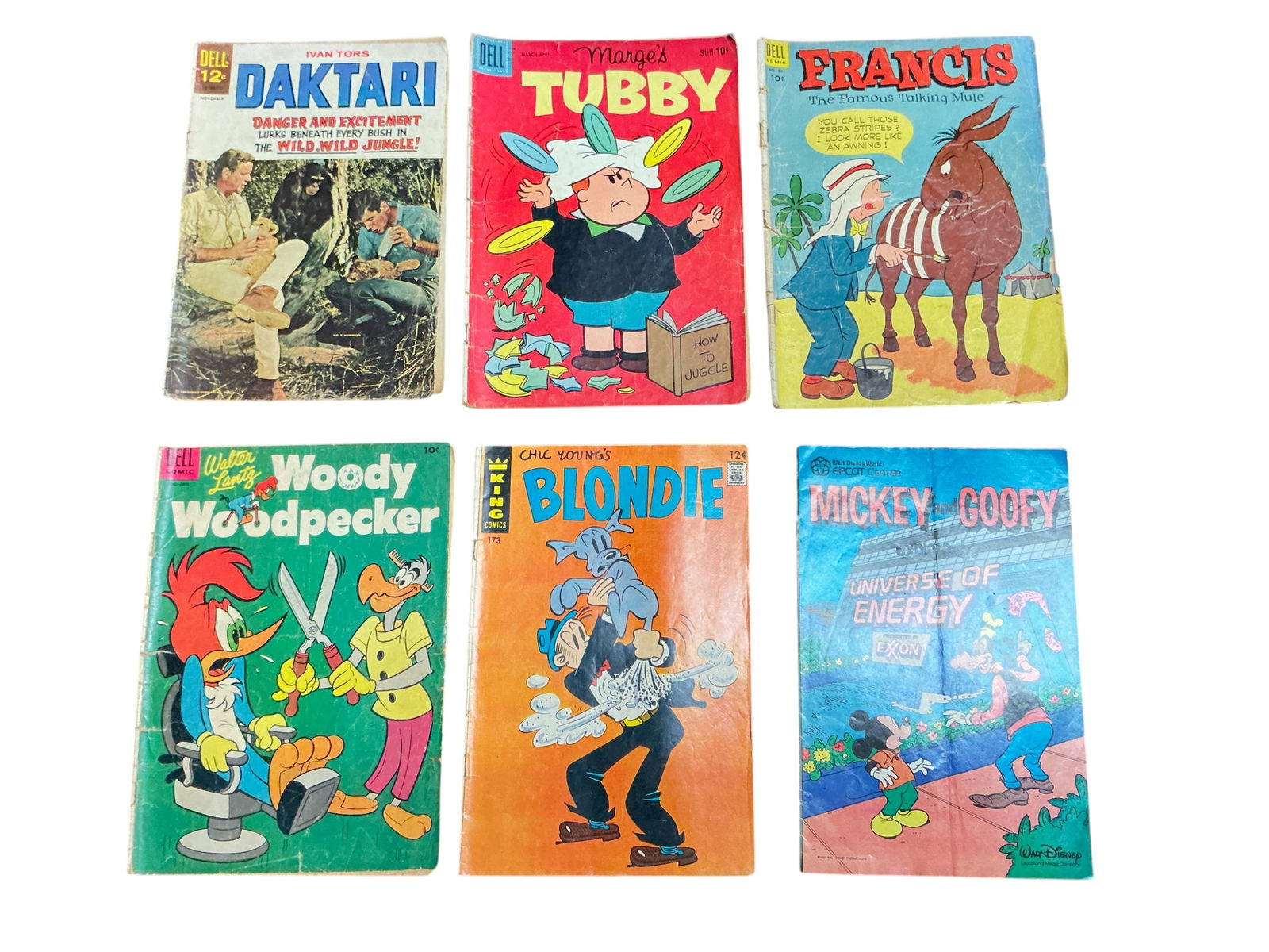 Vintage Mixed Cartoon & etc Comic Lot: Vintage Mixed Cartoon & etc Comic Lot. These books have been enjoyed over and over. They aren’t perfect. There are tears, mostly small ones. No bad smells. Would be great collection starters with th
