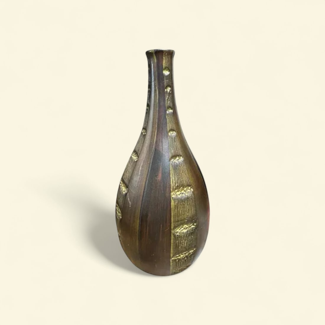 Large bronze-tone Decorative Vase: Large Bronze-tone Decorative Vase21 1/2” tall