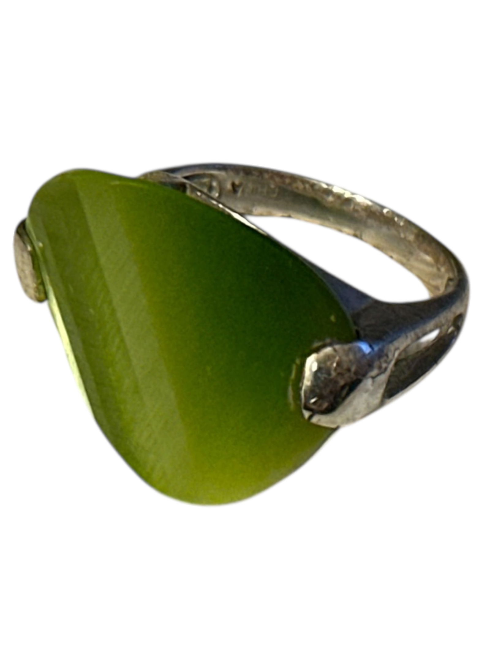 Sterling Silver(925) Faceted Green Stone size 10 (1 of 4)