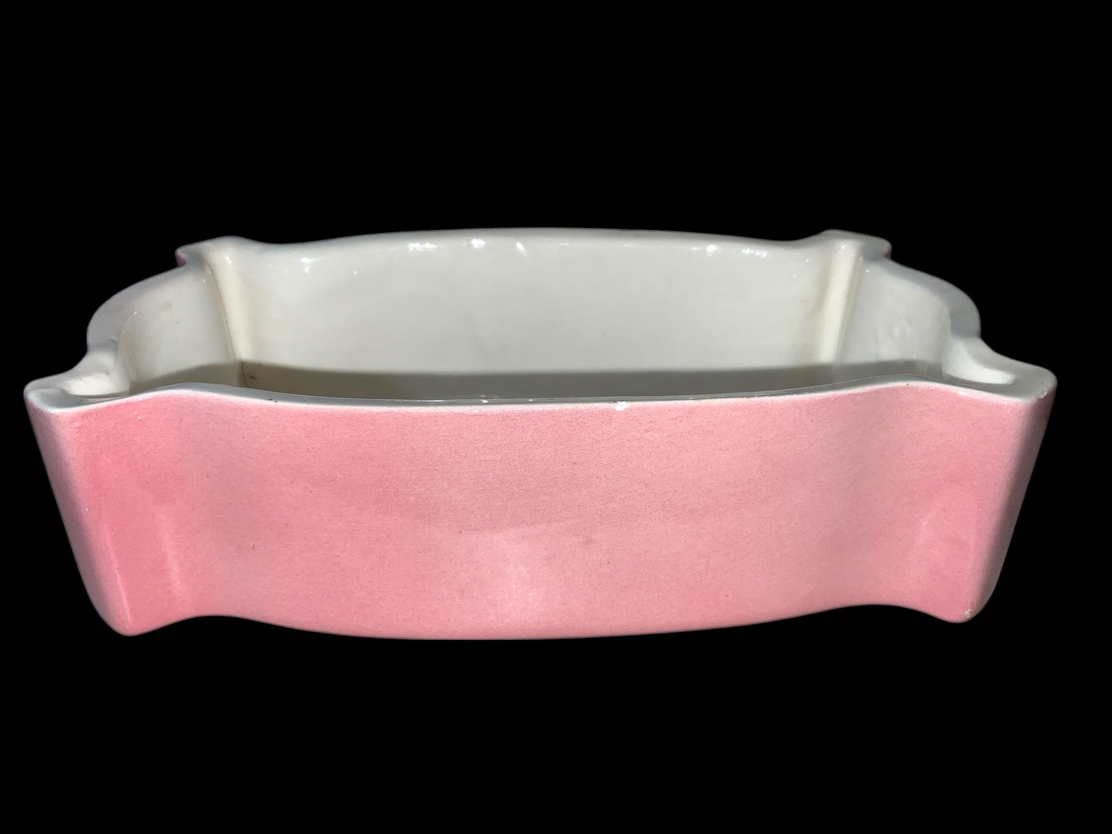 UPCO 295 USA Ceramic Planter in the Pink (1 of 6)