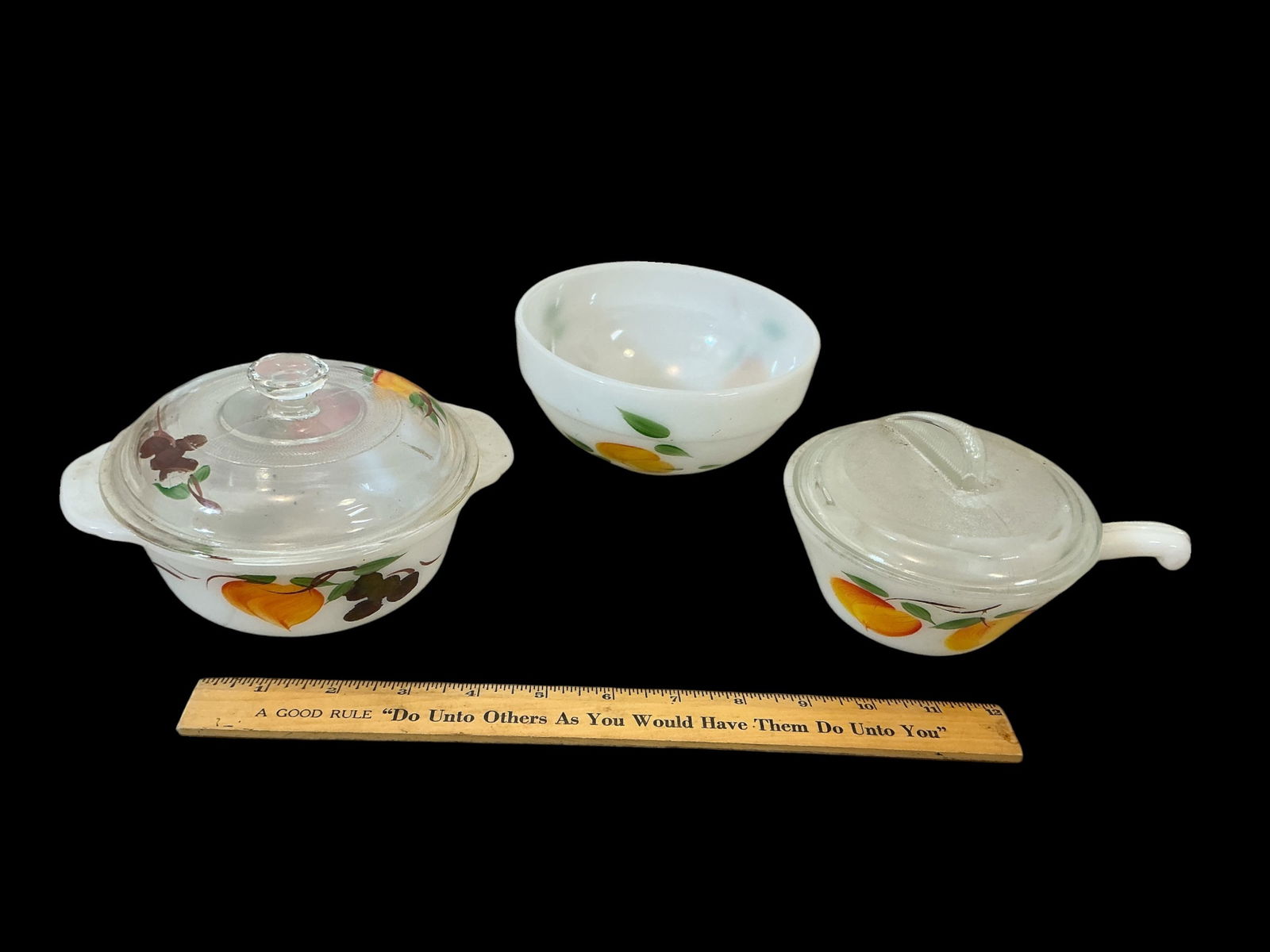 Vintage Anchor Hocking Fire King & etc Casserole Dishes & Bowl Gay Fad Design 'Fruits' (1 of 8)