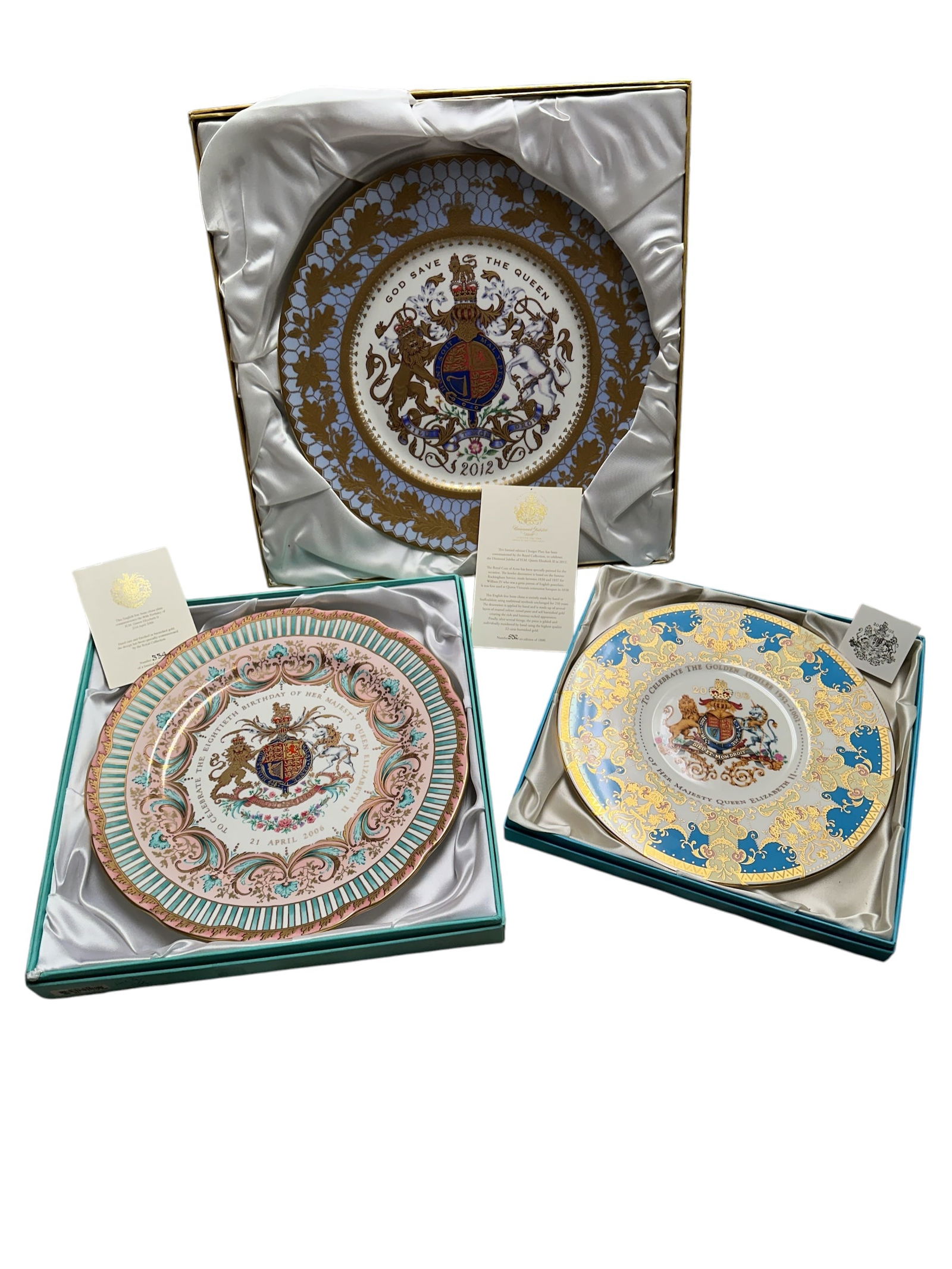 Queen Elizabeth II Commemorative Collectible Plates 3pc (1 of 1)