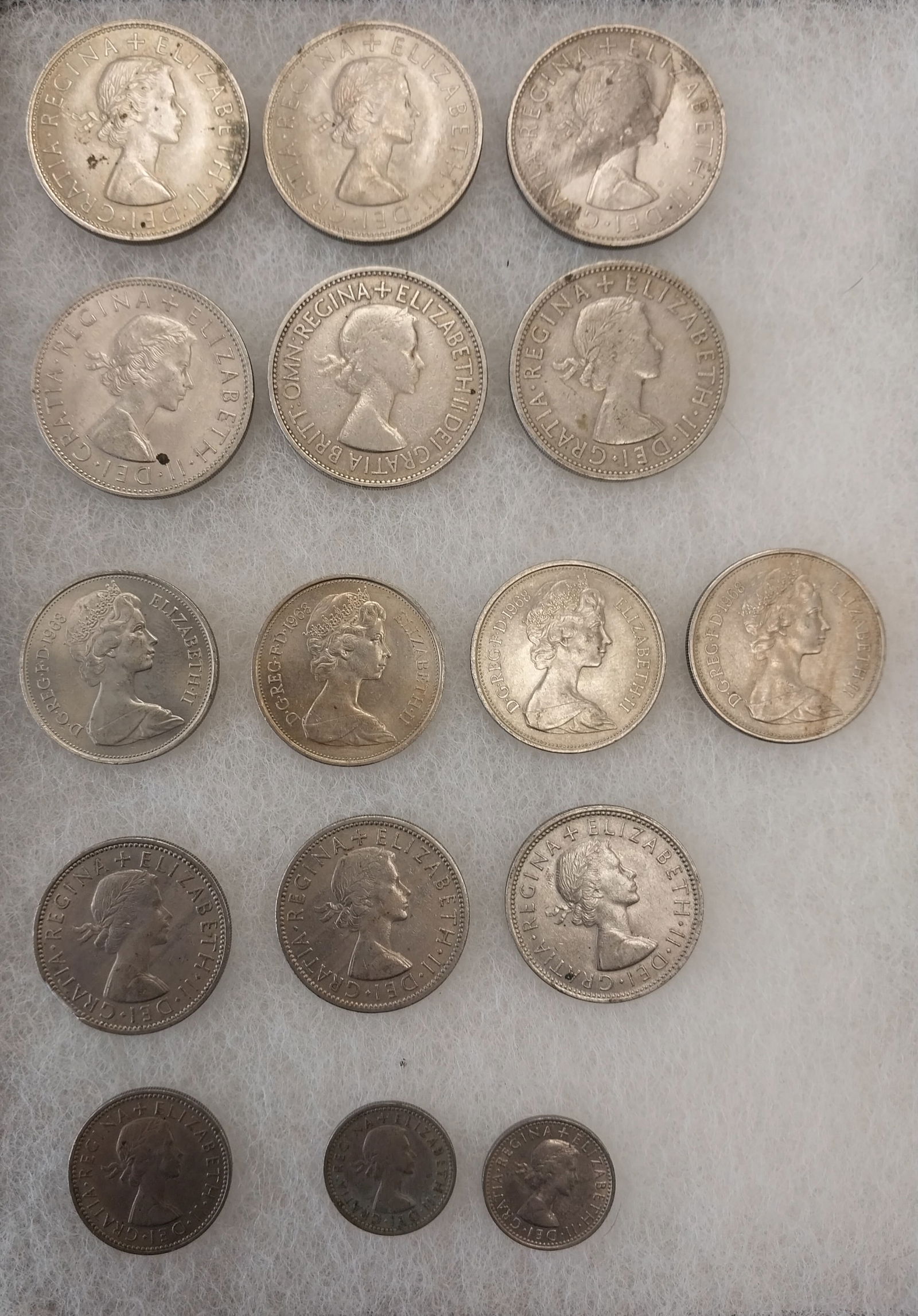 Collection of 16 Vintage 1950's and 60's British Coins (1 of 3)