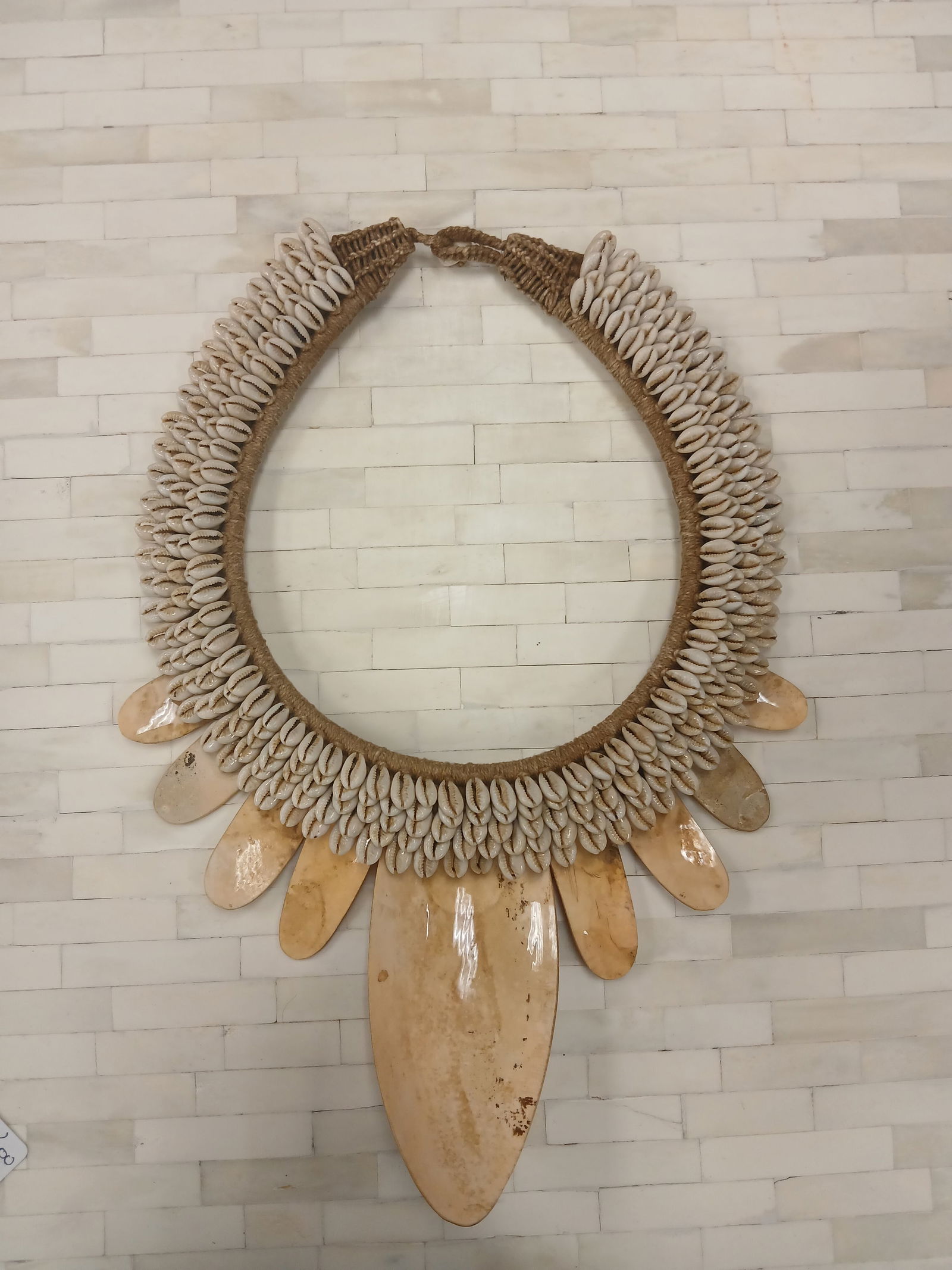 Tribal Bailer Shell Necklace (1 of 4)
