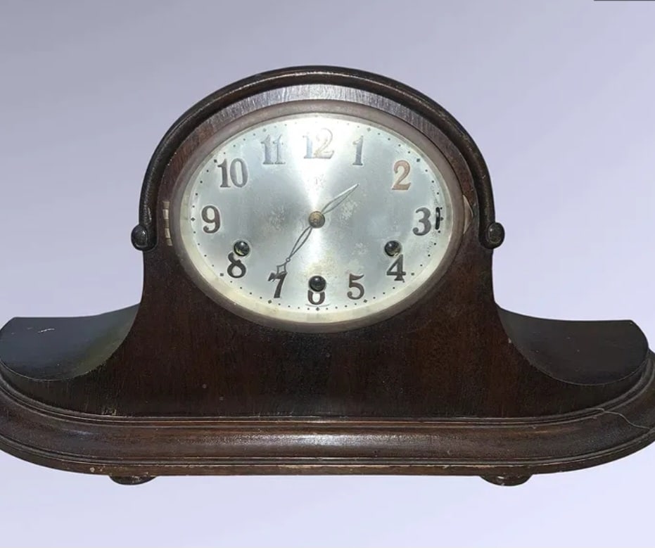 Vintage Junghans 'Napoleon hat ' mantel clock (1 of 5)