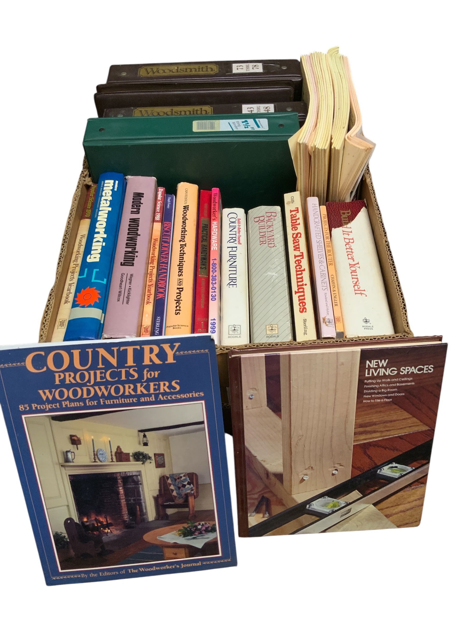 Box lot Woodworking and Home Improvement Books and Publications Woodsmith (1 of 3)