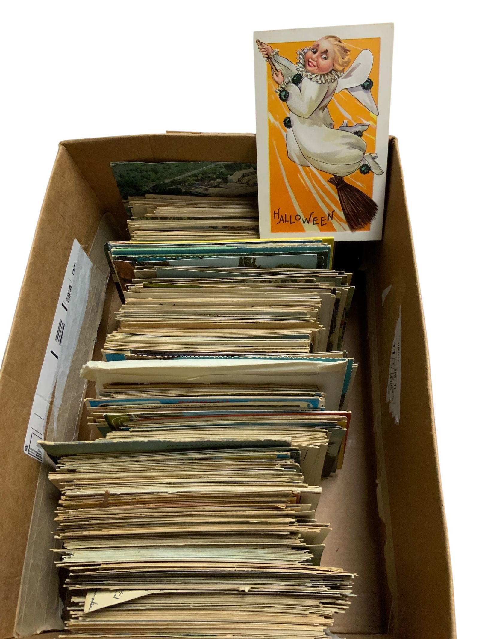 Box lot 20th Century Postcards 600+ (1 of 5)
