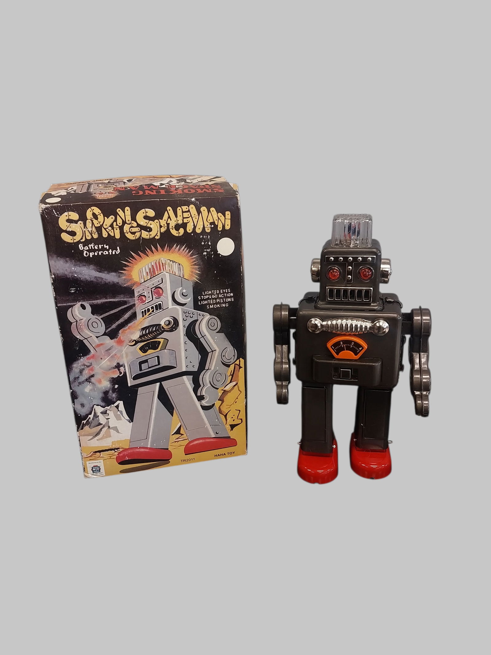 Reproduction Smoking Space Man Battery Operated Tin Toy (1 of 8)