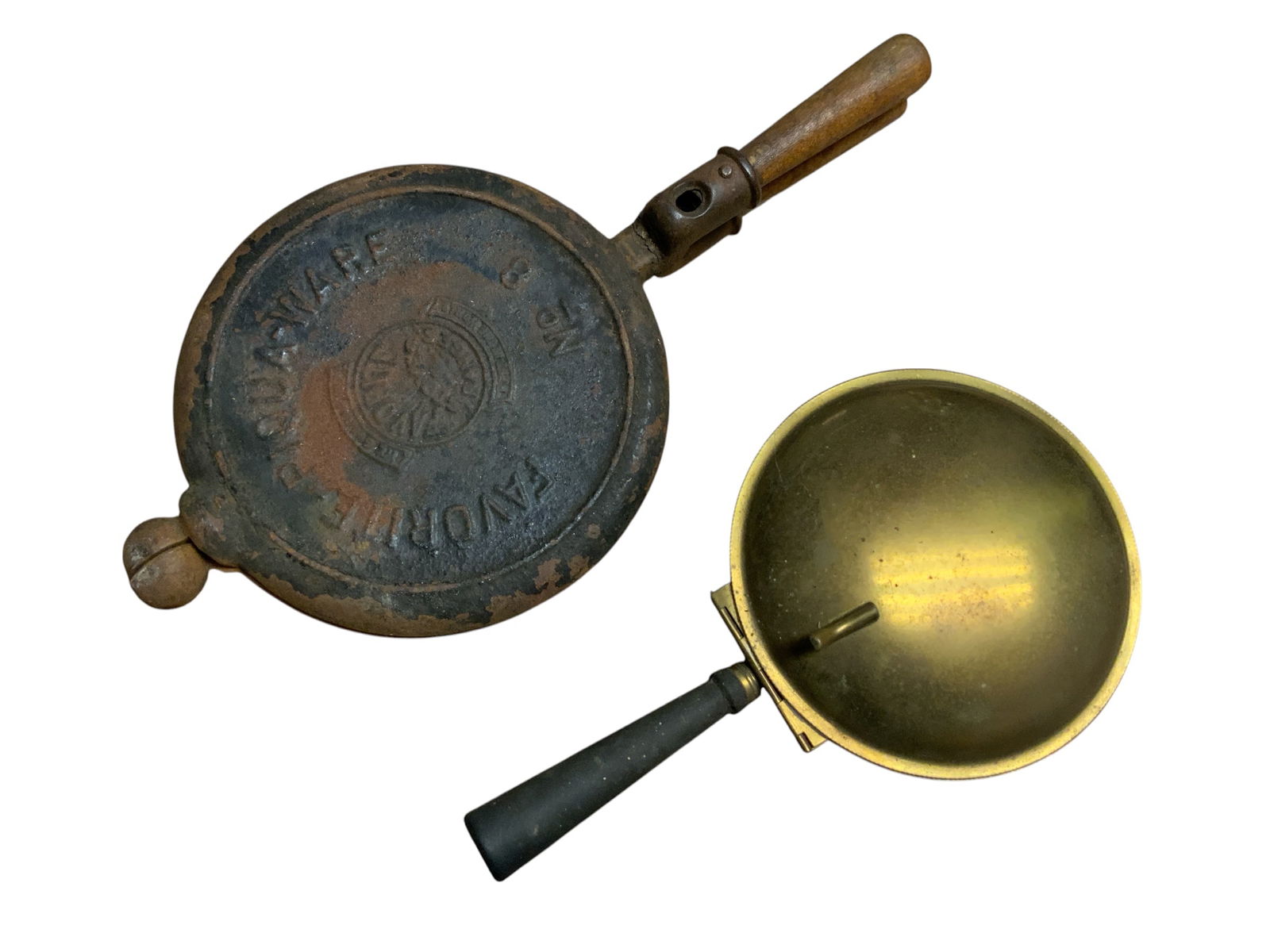 Vintage Favorite-Piqua-Ware Cast Iron Waffle Iron and Hinged Lid Brass(?) Warming Pan (1 of 4)