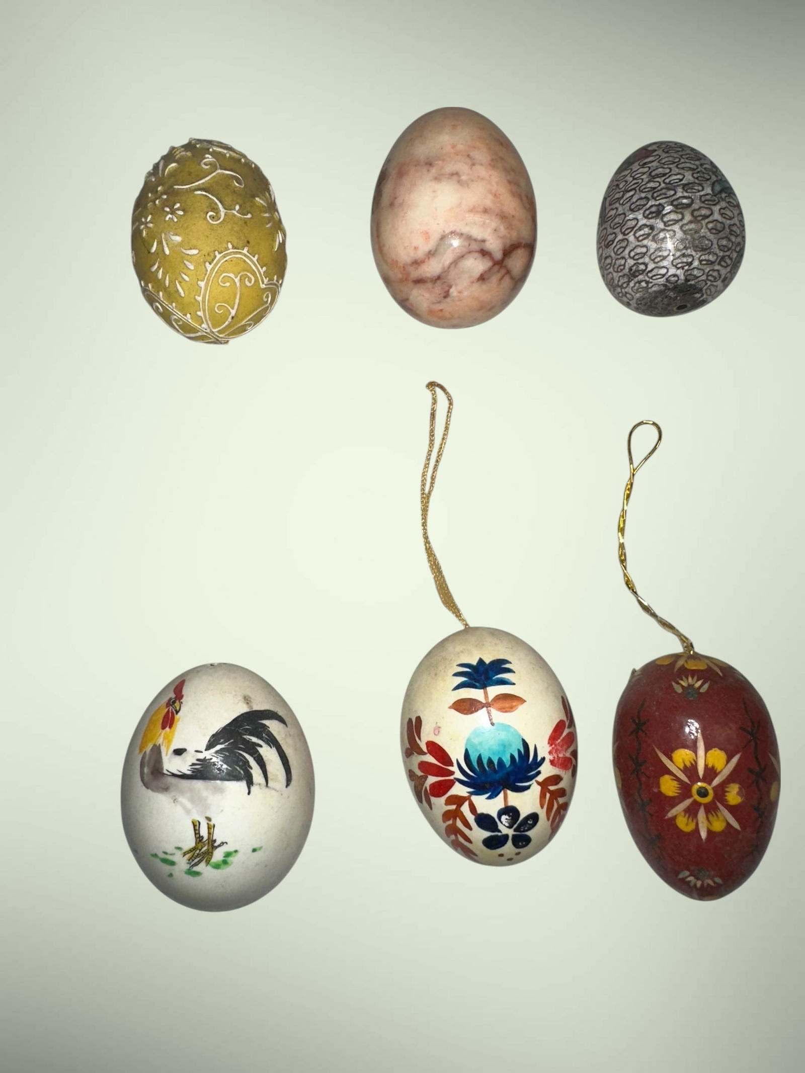 Assorted Decorative Eggs (1 of 2)