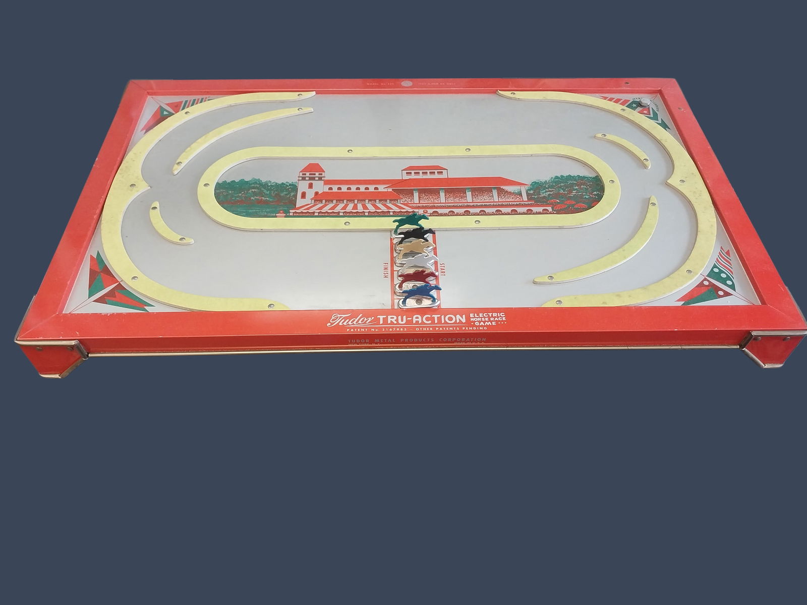Vintage 1950's Tudor Tru-Acrion Eletric Horse Race Game: Vintage 1950's Tudor Tru-Acrion Eletric Horse Race Game with original box. Game has been plugged in and tested. In excellent working condition. ================================= PLEASE READ===========