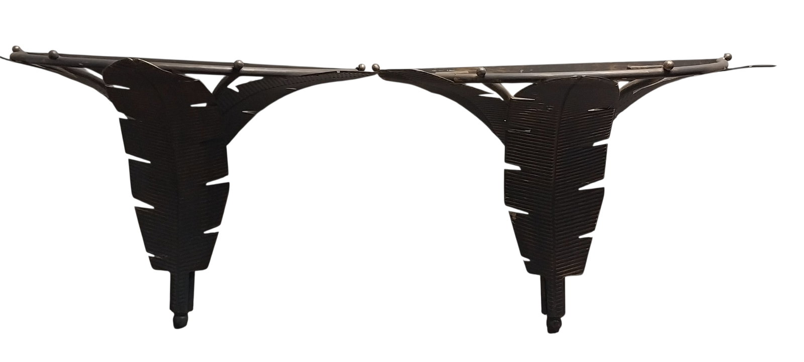 Pair of Metal Wall Sconces: Pair of Metal Wall Sconces with Leaf shapes 17 inches tall and 22 inches wide================================ PLEASE READ =============================Shipping for this lot is available ONLY THROUGH L