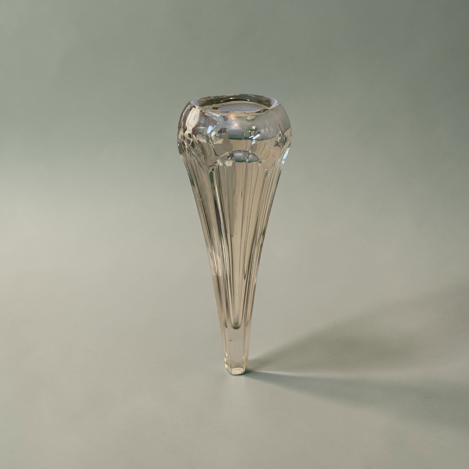 Clear Glass Automotive Model A / T Vase (1 of 4)